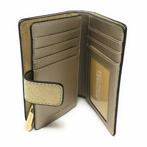 Michael Kors Jet Set Travel PVC Bifold Coin Wallet - Picture 5 of 7